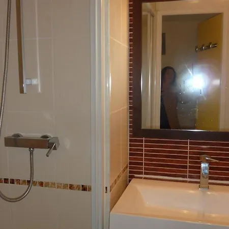 Appartement Cap D'Agde, 3 Pieces, 6 Personnes - Fr-1-723-90 شقة *